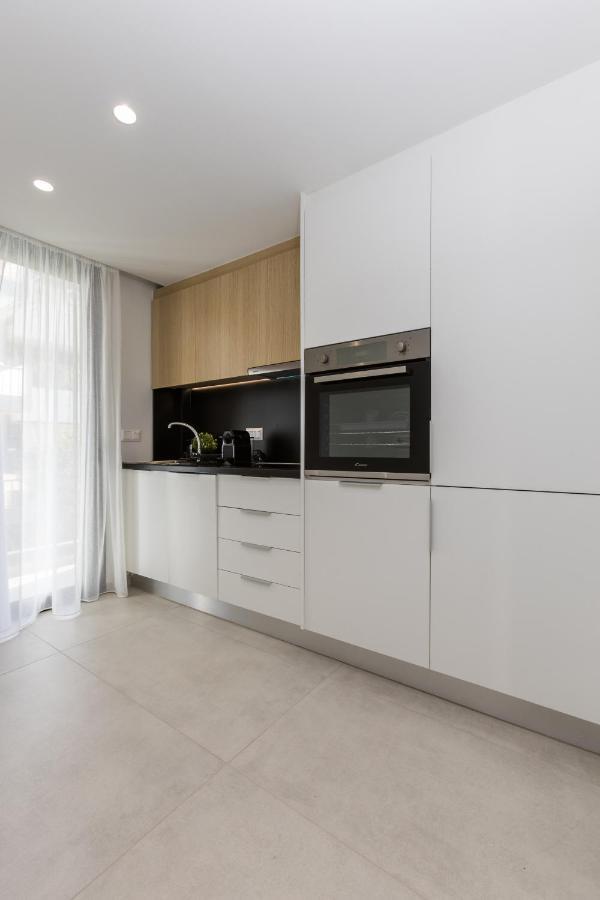 Varkiza Luxury Suites By Raise Vári Eksteriør bilde