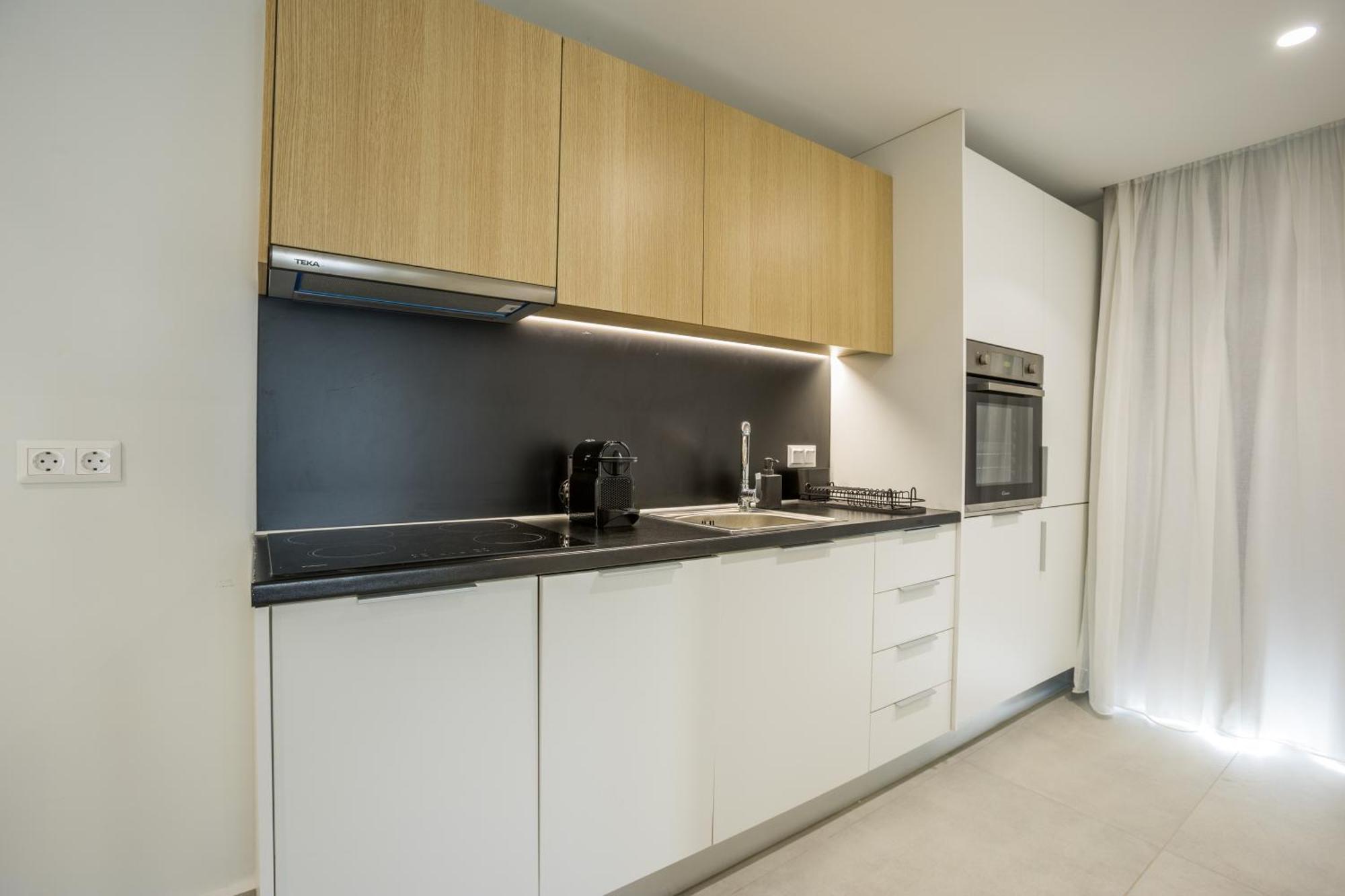 Varkiza Luxury Suites By Raise Vári Eksteriør bilde
