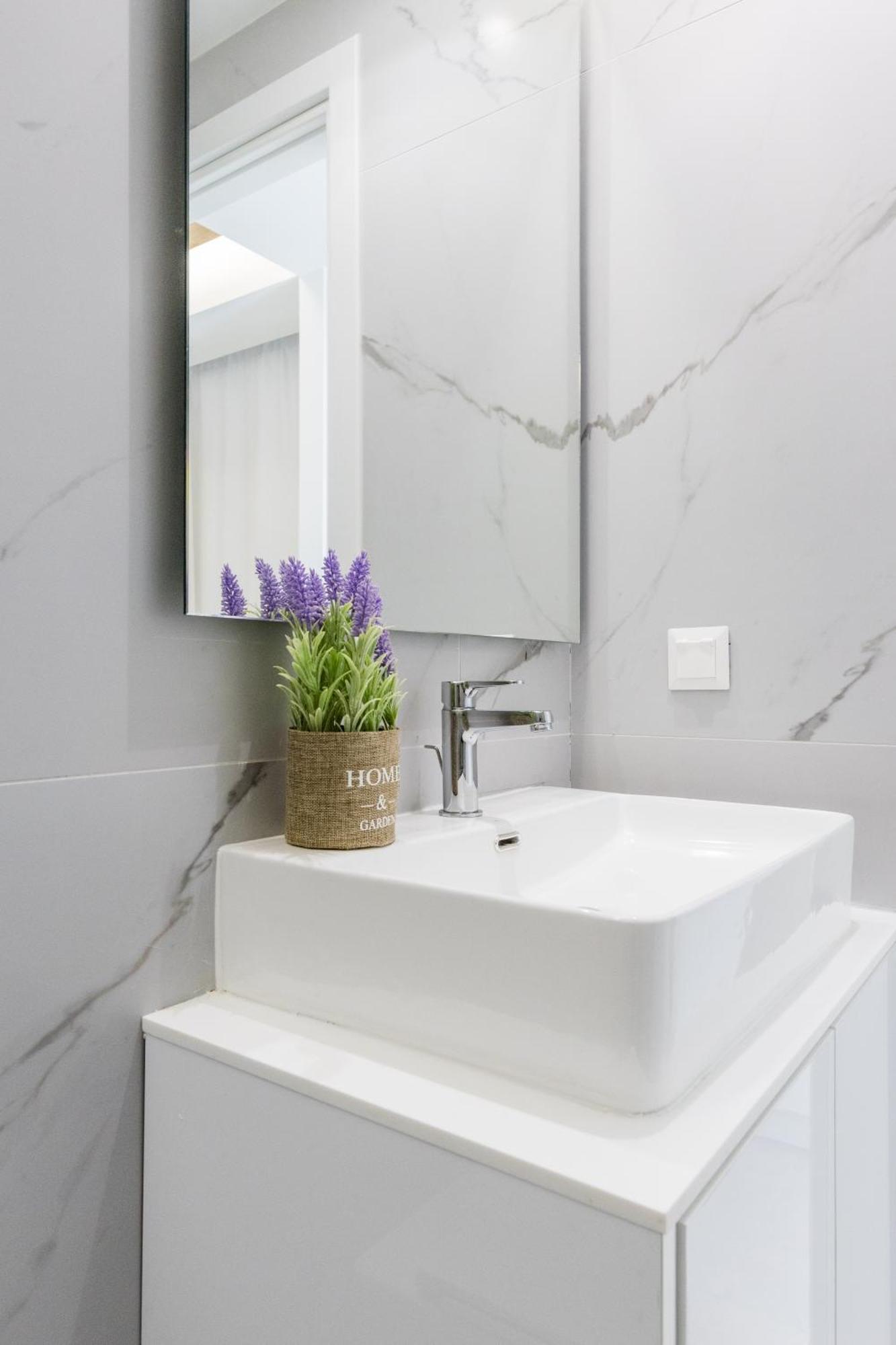 Varkiza Luxury Suites By Raise Vári Eksteriør bilde
