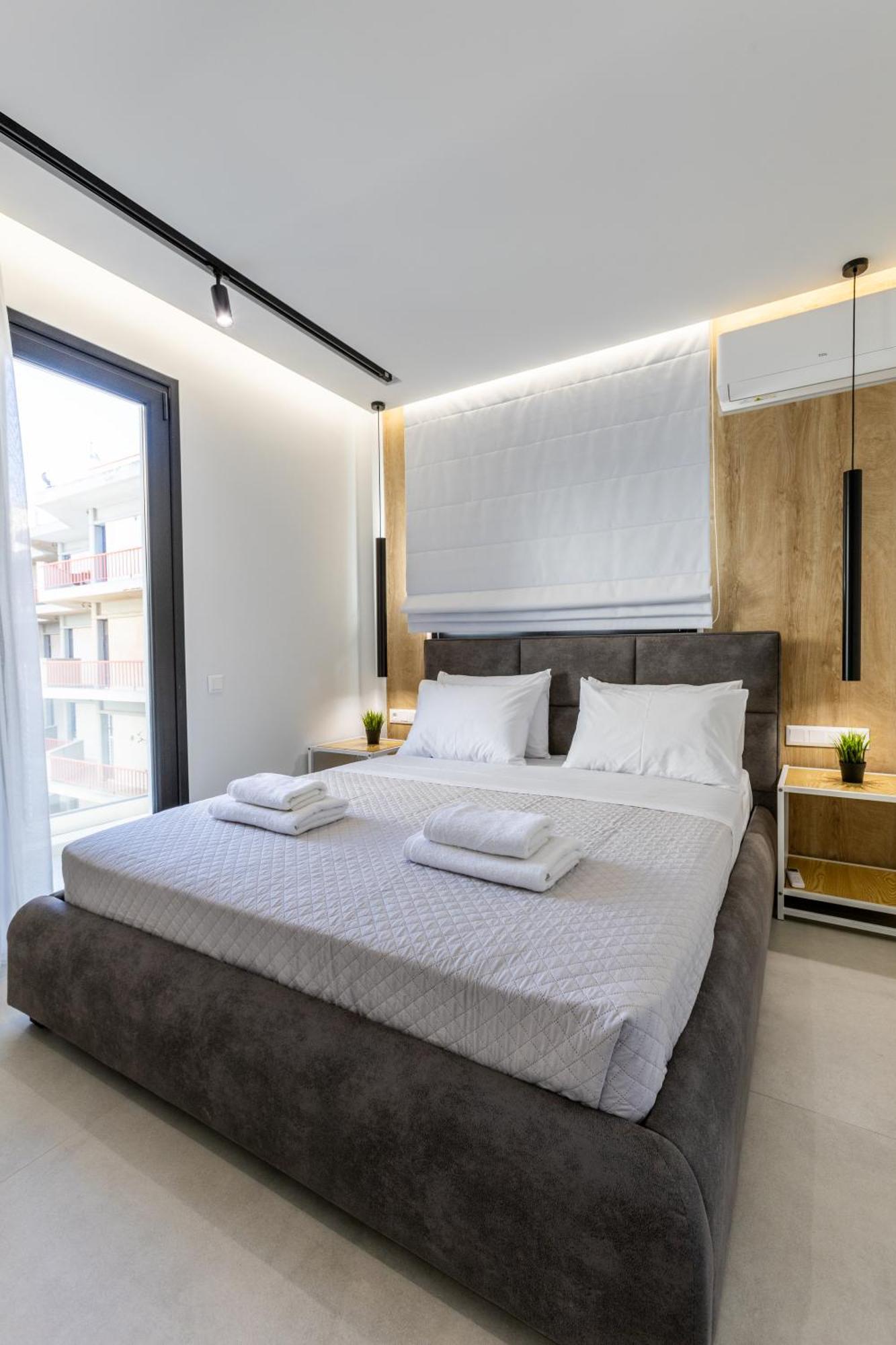 Varkiza Luxury Suites By Raise Vári Eksteriør bilde