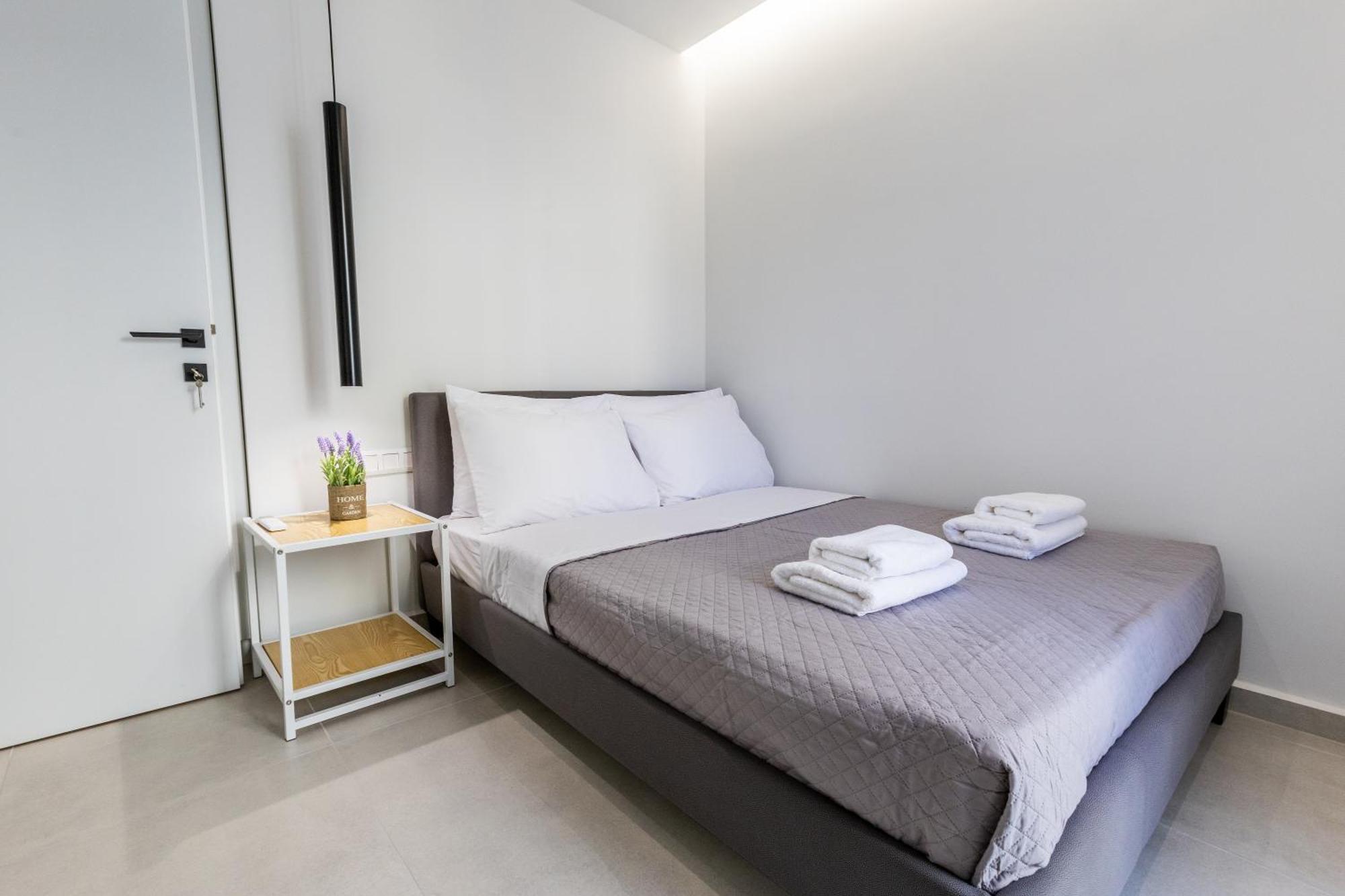 Varkiza Luxury Suites By Raise Vári Eksteriør bilde